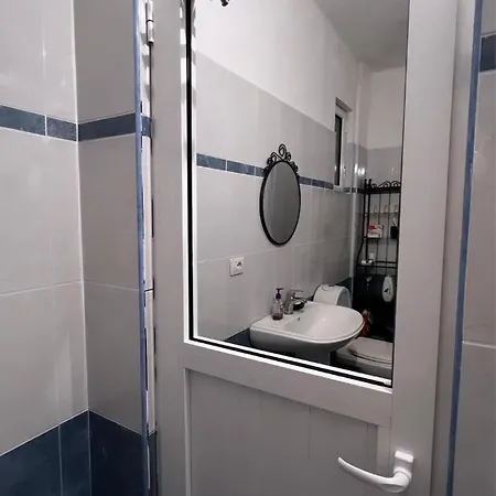 Fifi's Apartment